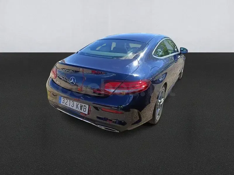 Usado Mercedes C300 258 CV (189 kW) 2019 Azul Coupe
