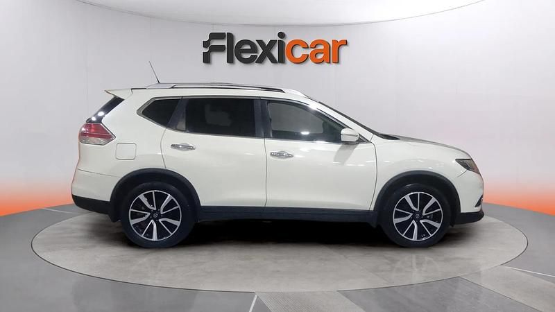 Usado Nissan X-Trail Acenta 177 HP (130 kW) 2017 Branco SUV