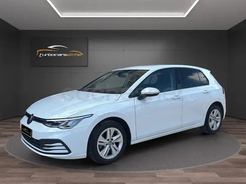 Usado VW Golf VIII Life 130 CV (95 kW) 2022 Blanco Berlina
