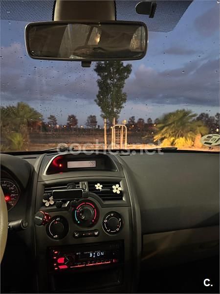 Usado Renault Mégane II 105 CV (77 kW) 2006 Negro Berlina