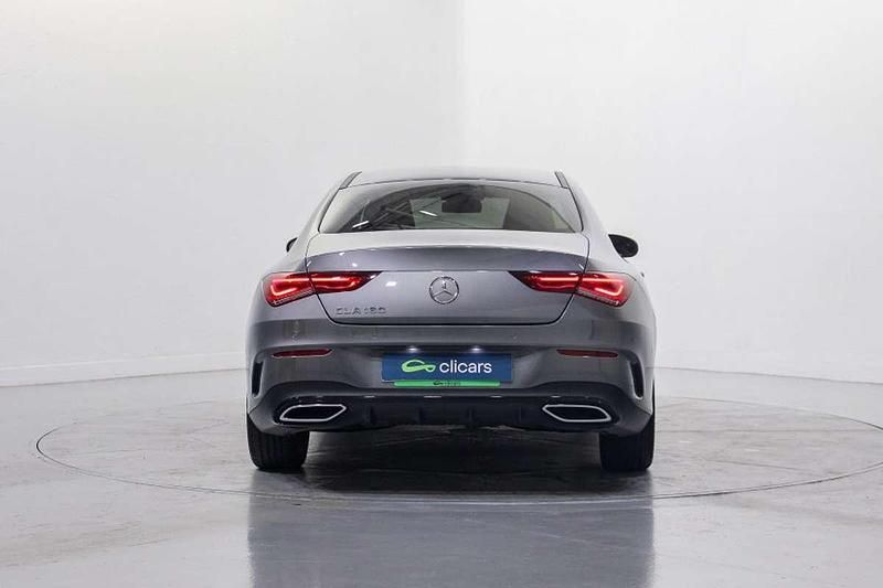 Usado Mercedes CLA180 136 CV (100 kW) 2020 Gris Berlina
