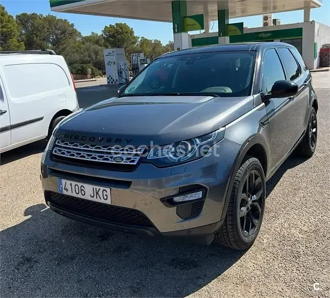 Usado Land Rover Discovery Sport HSE 150 CV (110 kW) 2015 Gris / plata SUV