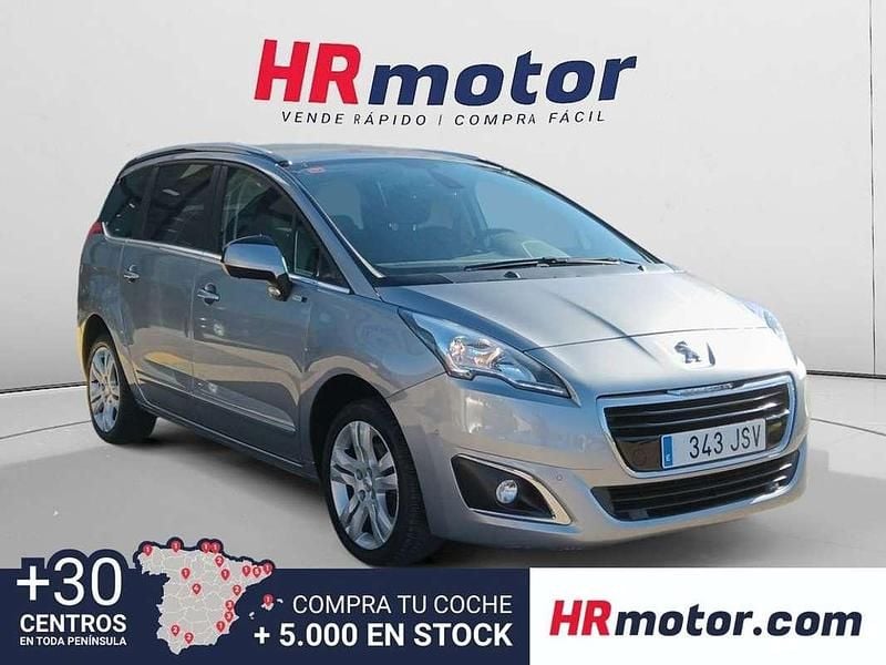 Usado Peugeot 5008 Allure 132 CV (97 kW) 2016 Gris SUV