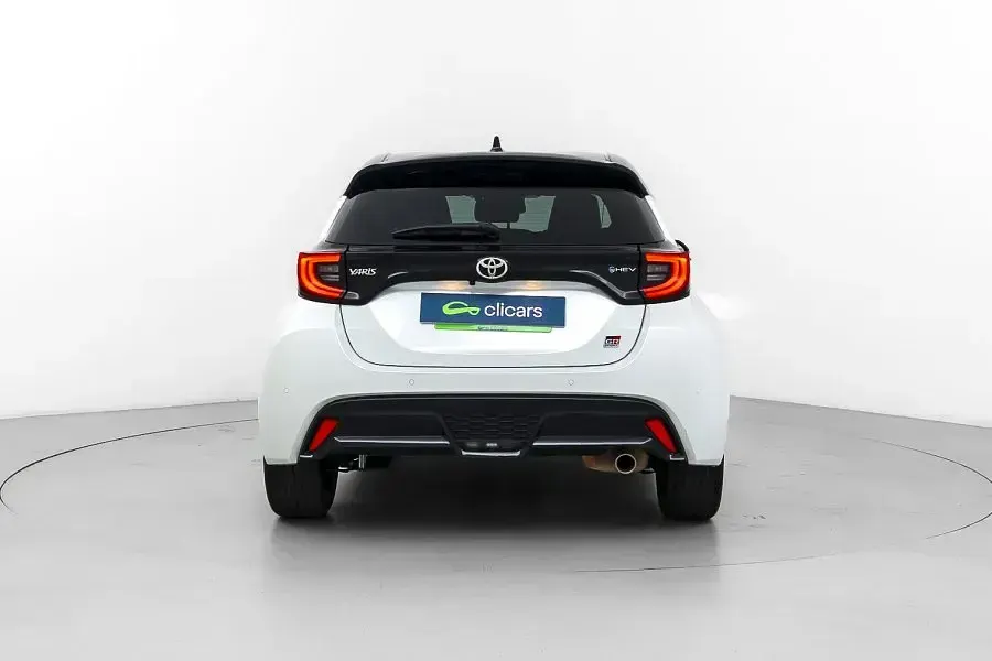 Usado Toyota Yaris Sport 130 CV (95 kW) 2025 Utilitario