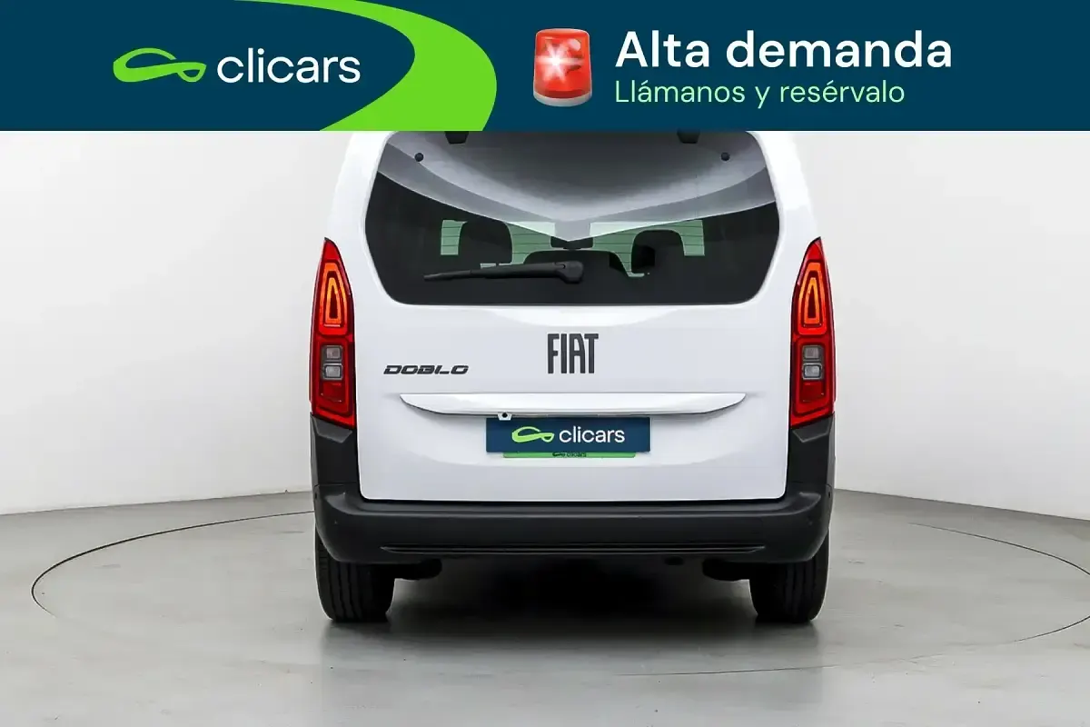 Używany Fiat Doblò 100 KM (73 kW) 2025 Biały Minivan