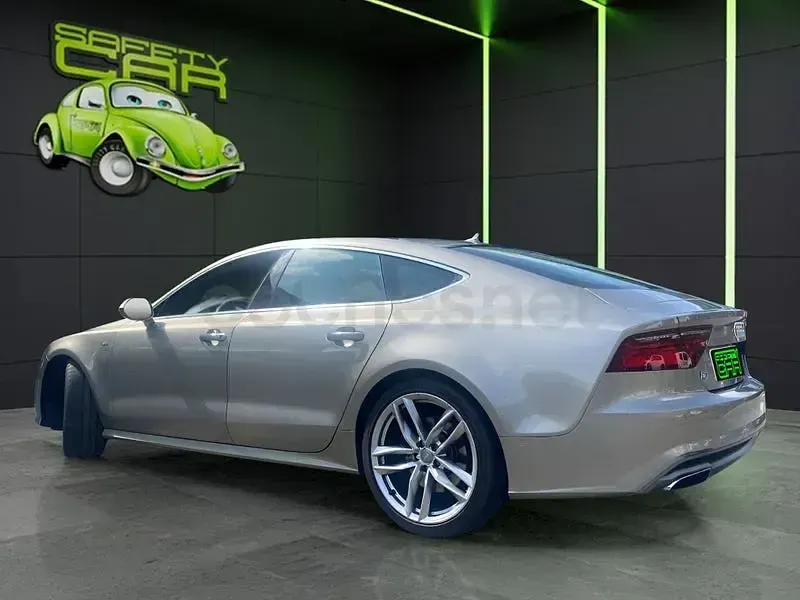 Usado Audi A7 Sportback S-Line 272 HP (200 kW) 2015 Bege Citadino