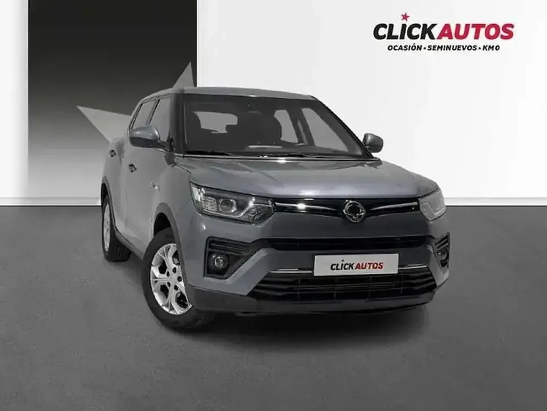 Usado SsangYong Tivoli 128 CV (94 kW) 2023 Gris SUV