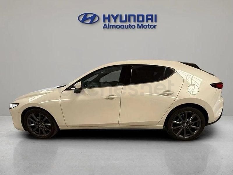 Usado Mazda 3 Exclusive-Line 150 HP (110 kW) 2024 Branco Sedan