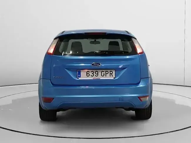 Używany Ford Focus Trend 101 KM (74 kW) 2009 Niebieski Hatchback