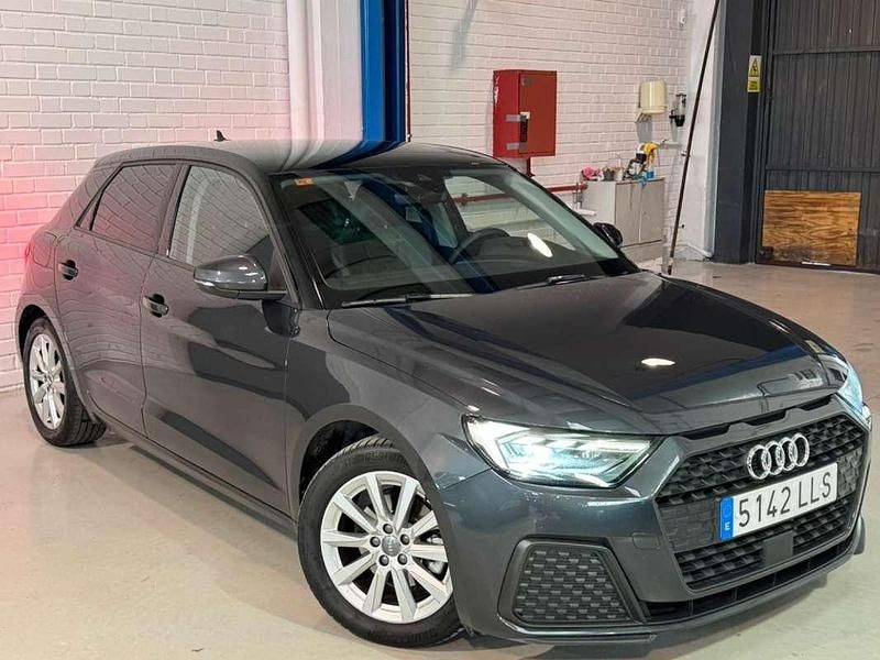 Usado Audi A1 Sportback Advanced 150 CV (110 kW) 2021 Gris Utilitario