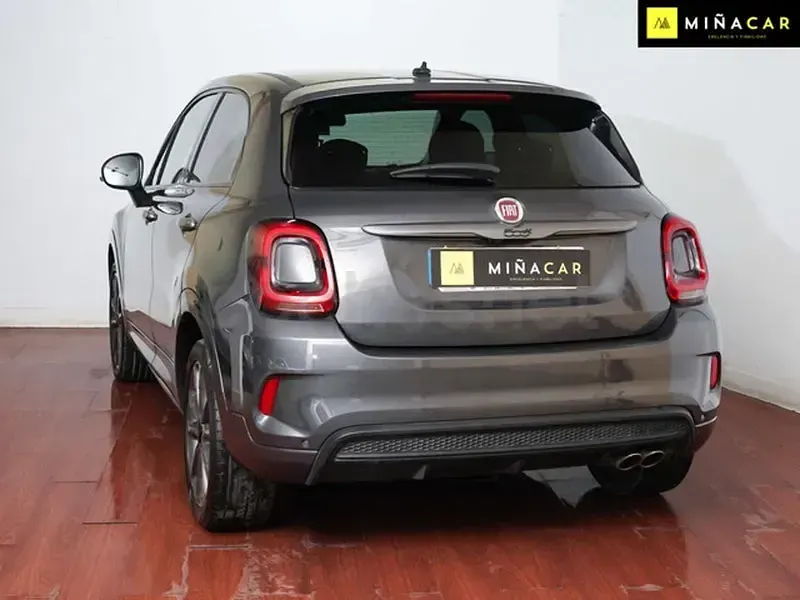 Usado Fiat 500X Sport 120 CV (88 kW) 2022 Gris / plata SUV