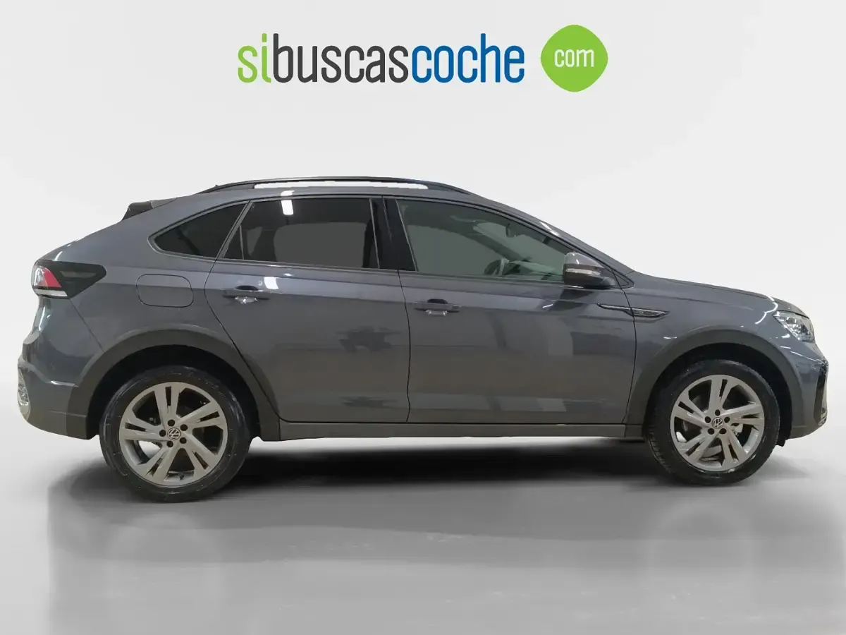 Usado VW Taigo R-line 116 CV (85 kW) 2022 Gris/plata SUV