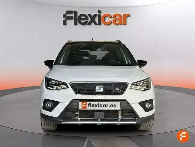 Usado Seat Arona FR 150 CV (110 kW) 2019 Blanco SUV
