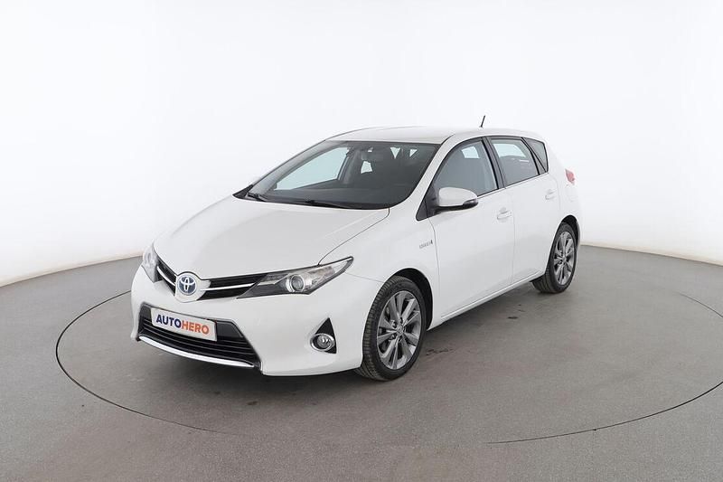 Blanco Usado 2014 Toyota Auris Hybrid Active Utilitario | 13.799 € (Precio justo) - Imagen 1/3