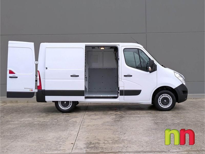 Usado Renault Master 135 CV (99 kW) 2018 Blanco Van