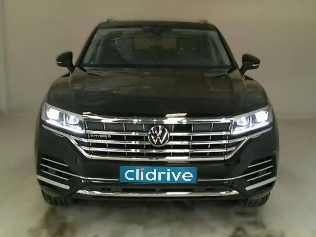 Second-hand VW Touareg 381 CP (280 kW) 2020 Negru SUV