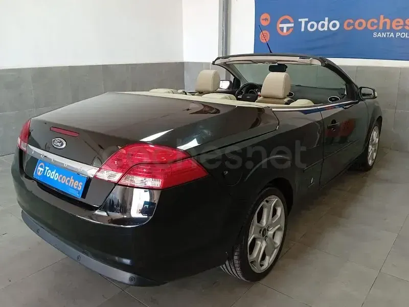 Usado Ford Focus Cabriolet Titanium 145 CV (106 kW) 2008 Negro Descapotable