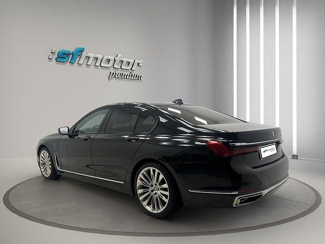 Usado BMW 745e 394 CV (289 kW) 2019 Negro Berlina
