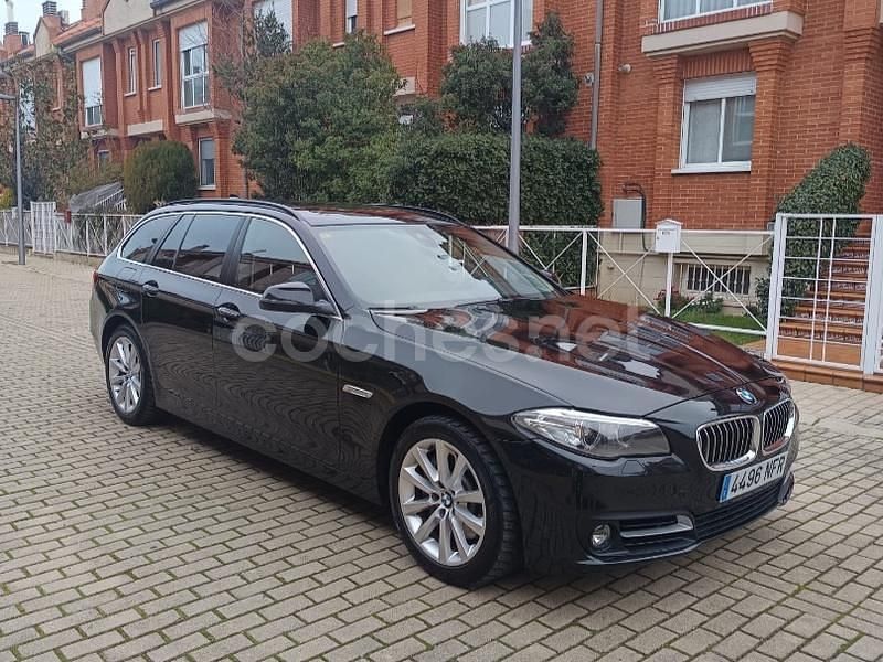 Usado BMW 525 Sport Line 218 CV (160 kW) 2014 Negro Familiar