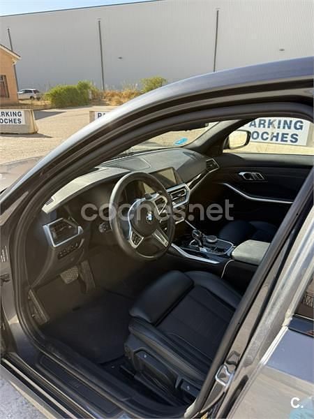 Azul Usado 2021 BMW 330e Comfort Edition Berlina | 30.900 € (Un poco caro) - Imagen 1/4