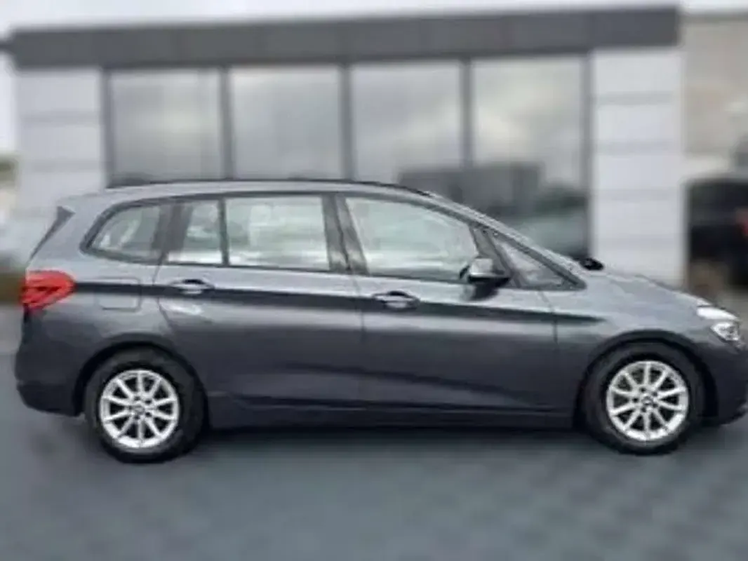 Usado BMW 218 150 CV (110 kW) 2017 Gris Monovolumen