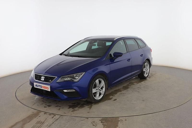 Azul Usado 2020 Seat Leon FR Utilitario | 16.899 € (Precio justo) - Imagen 1/3