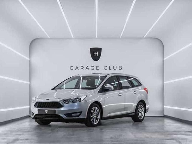 Plateado Usado 2017 Ford Focus Business Edition Utilitario | 7299 € (Super precio) - Imagen 1/4