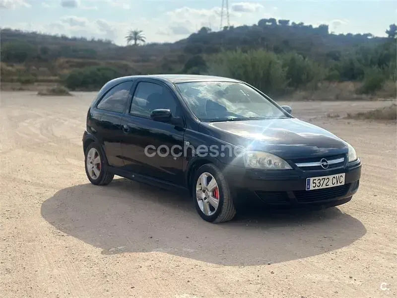 Usado Opel Corsa Enjoy 75 CV (55 kW) 2004 Negro Utilitario