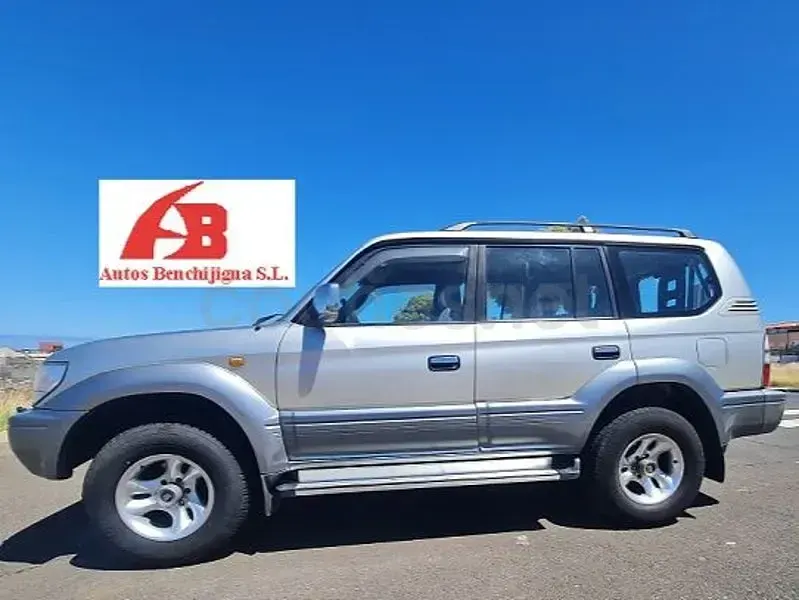 Usado Toyota Land Cruiser 125 CV (91 kW) 1998 Gris / plata SUV