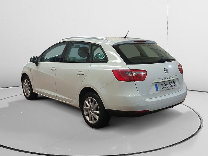 Usado Seat Ibiza Style 105 CV (77 kW) 2012 Blanco Berlina