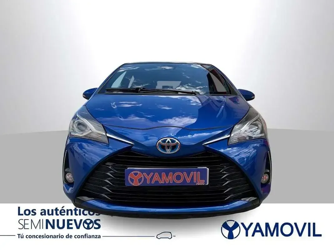 Usado Toyota Yaris Advance 99 CV (72 kW) 2018 Azul Utilitario