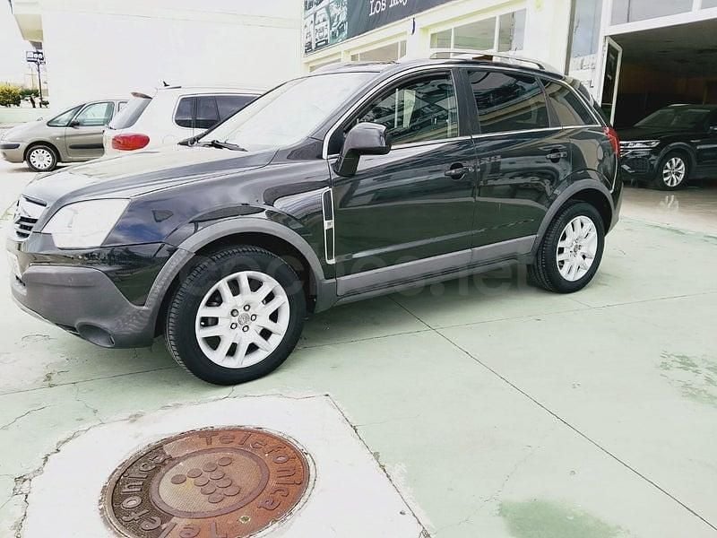 Usado Opel Antara Cosmo 150 CV (110 kW) 2009 Negro SUV