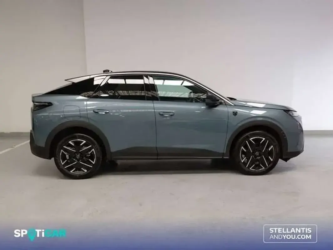 Usado Peugeot 3008 GT 147 CV (108 kW) 2025 Azul SUV