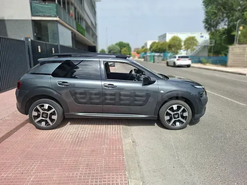 Usado Citroën C4 Business Class 100 CV (73 kW) 2016 Gris / plata Berlina