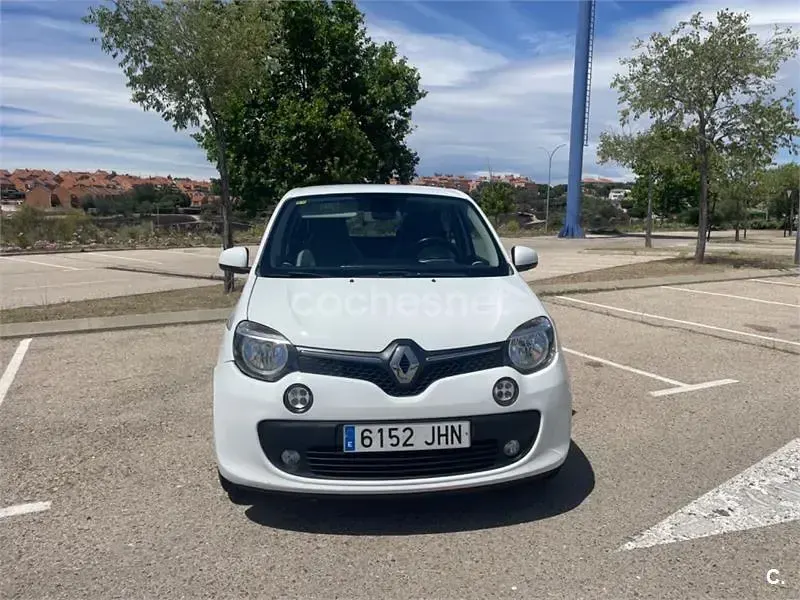 Usado Renault Twingo Zen 90 CV (66 kW) 2015 Blanco Utilitario