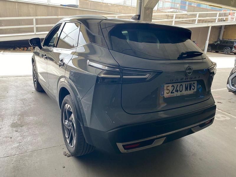 Usado Nissan Qashqai N-Connecta 140 CV (102 kW) 2024 Gris SUV