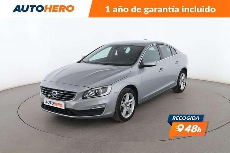 Usado Volvo S60 Momentum 151 CV (111 kW) 2017 Gris Berlina
