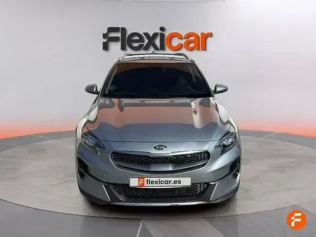 Usado Kia XCeed 160 CV (117 kW) 2022 Gris SUV