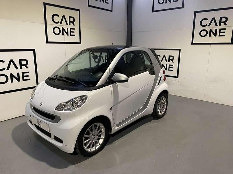 Usado Smart ForTwo Cabrio Passion 71 CV (52 kW) 2012 Blanco Descapotable