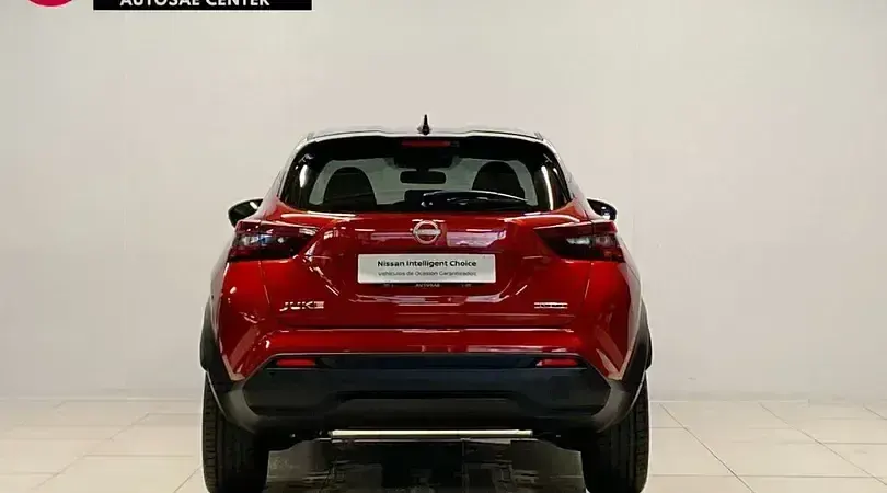 Usado Nissan Juke N-Connecta 143 CV (105 kW) 2025 Fuji sunset (metalizado) techo SUV