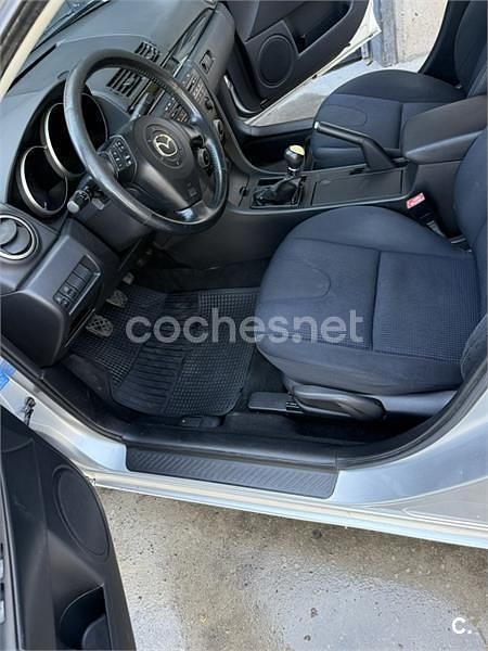 Gris / plata Usado 2005 Mazda 3 Active Berlina | 2800 € (Buen precio) - Imagen 1/4