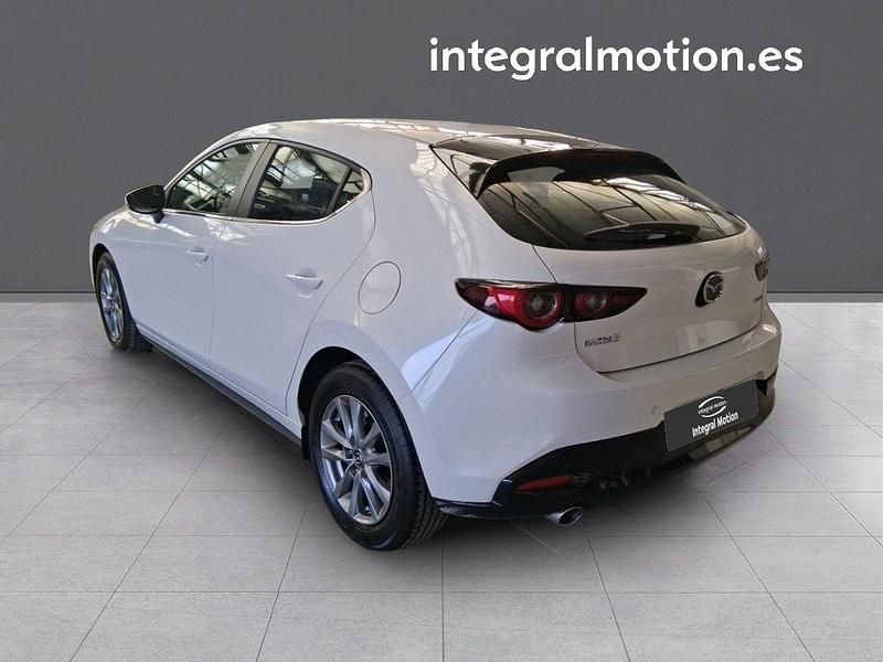 Usado Mazda 3 Prime-Line 140 CV (102 kW) 2025 Blanco Berlina
