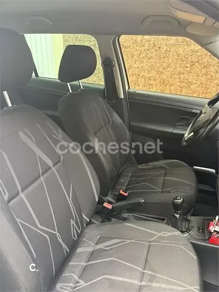 Usado Skoda Fabia Ambition 90 CV (66 kW) 2014 Blanco Berlina