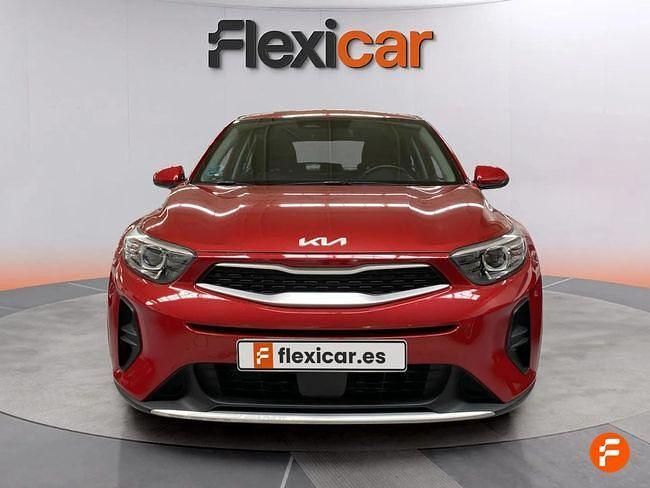 Usado Kia Stonic 84 CV (61 kW) 2022 Rojo SUV