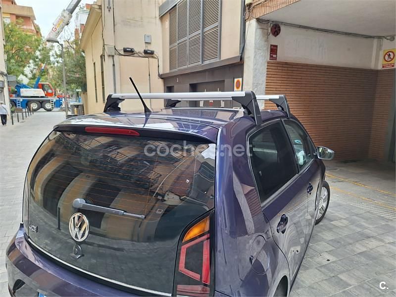 Azul Usado 2017 VW up! high up! Utilitario | 8500 € (Precio justo) - Imagen 1/1