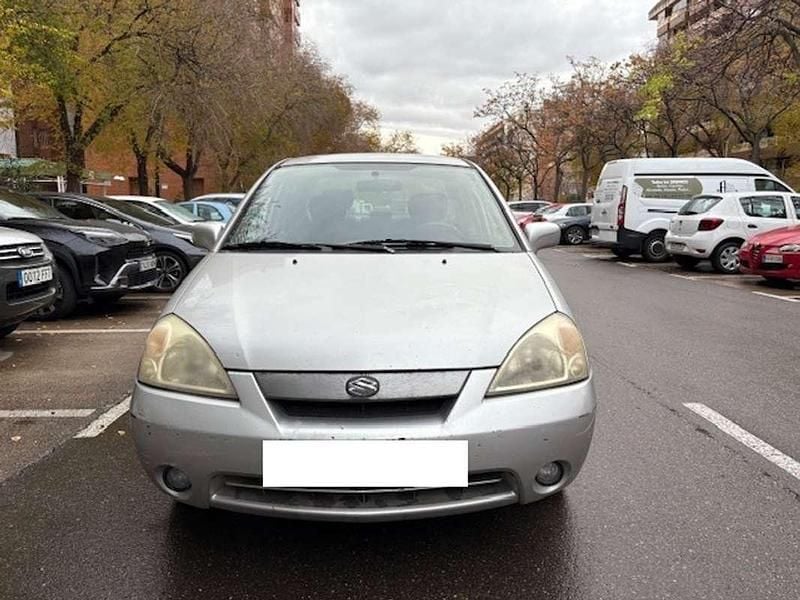 Usado Suzuki Liana 103 CV (75 kW) 2002 Gris Utilitario