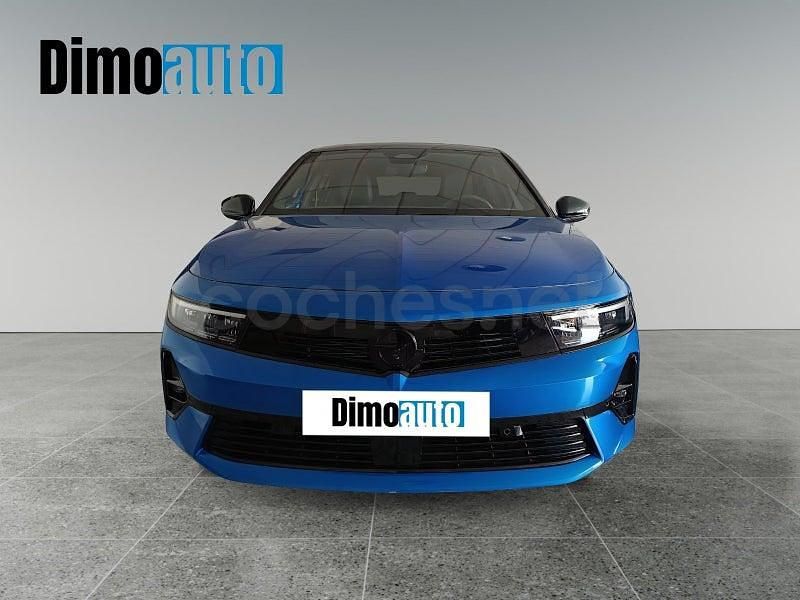 Usado Opel Astra 180 CV (132 kW) 2024 Azul Berlina