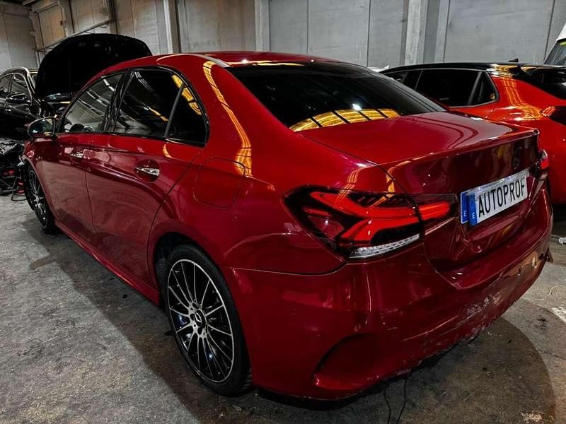 Usado Mercedes A250 218 CV (160 kW) 2021 Berlina
