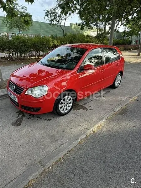 Usado VW Polo United 80 CV (58 kW) 2009 Rojo Utilitario