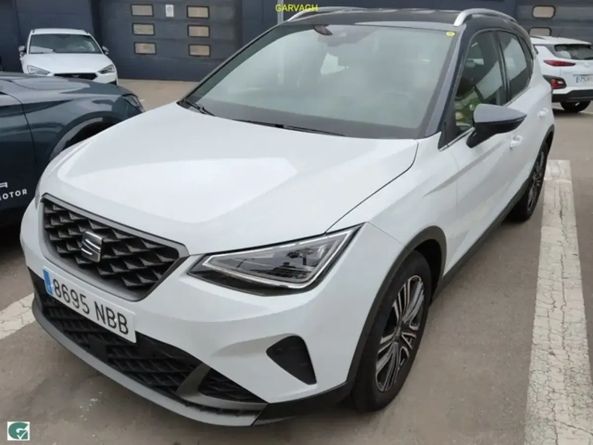 Usado Seat Arona FR 115 CV (84 kW) 2025 SUV